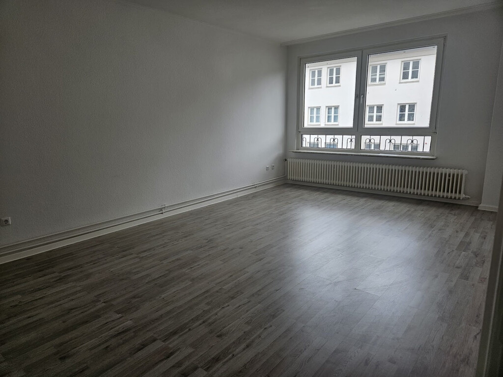 Borriesstr. 43,45, 27570 Bremerhaven