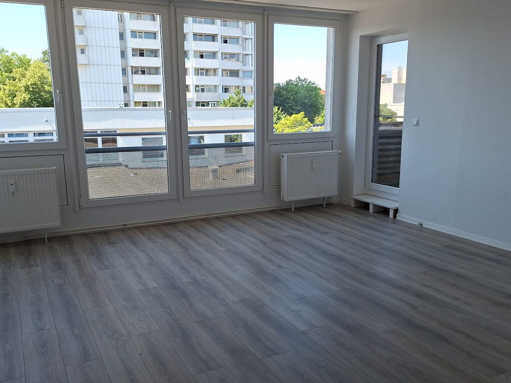Kurt-Schumacher-Platz 9, 24109 Kiel