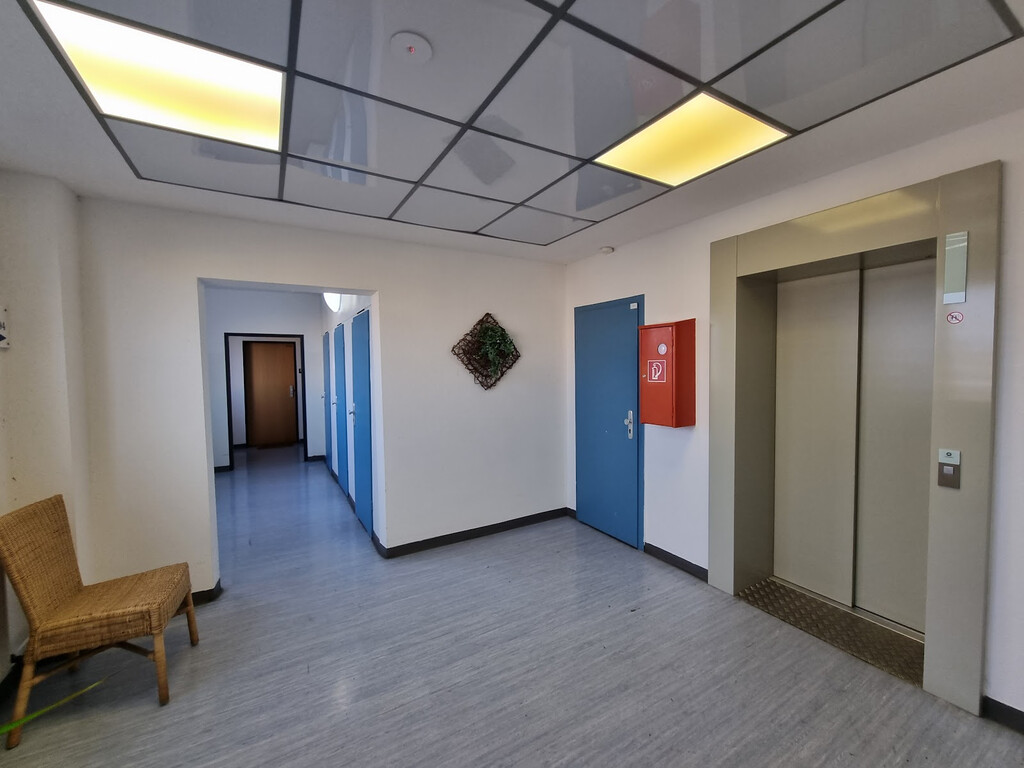 Albert-Einstein-Straße 2, 06122 Halle (Saale)