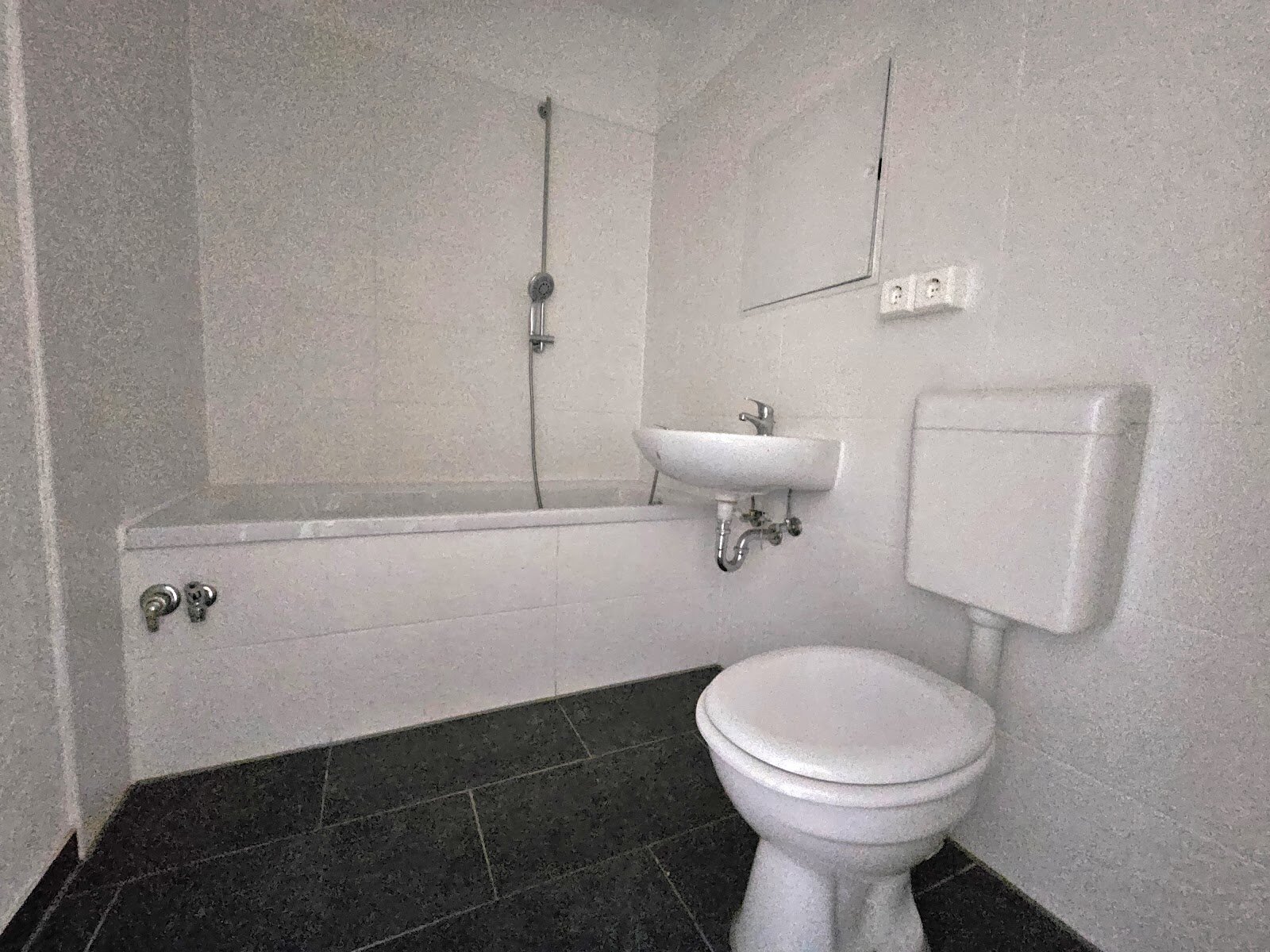 Jamboler Straße 4, 06130 Halle (Saale)