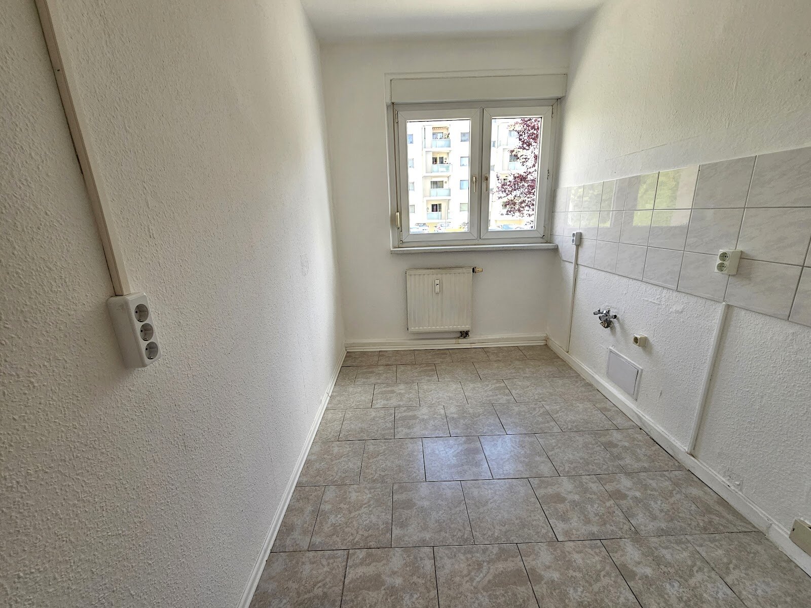 Ufaer Straße 15, 06128 Halle (Saale)