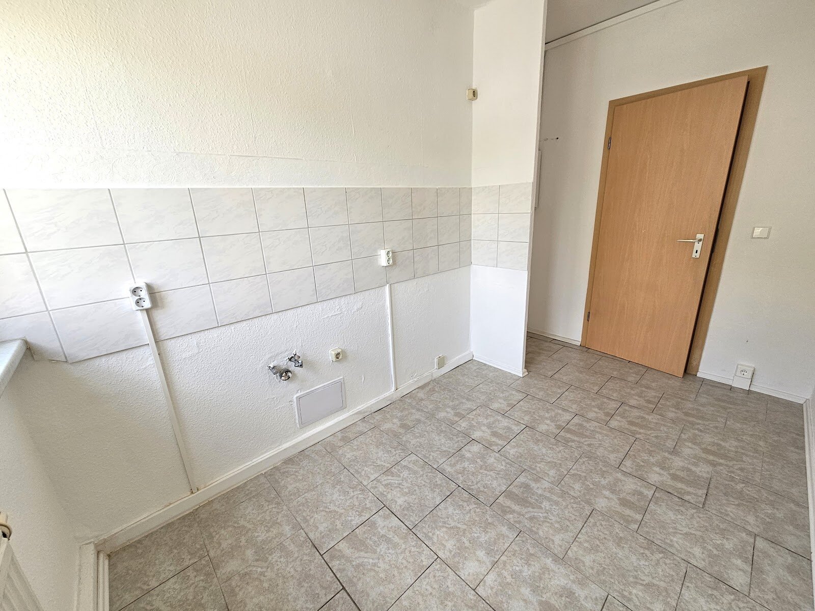 Ufaer Straße 15, 06128 Halle (Saale)